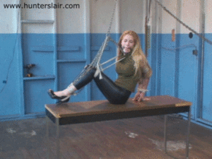 www.jimhunterslair.com - Bound blond pinate thumbnail