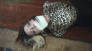 www.jimhunterslair.com - The brutally tight leather cuts deep into her flesh thumbnail