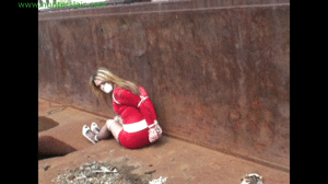 www.jimhunterslair.com - Girl dectective's desperately cuts through her bonds to escape her peril thumbnail